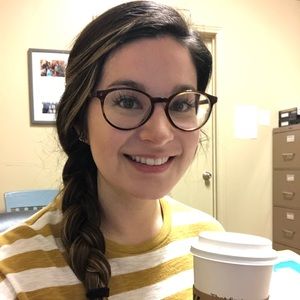 Meet your Posher, Alyson